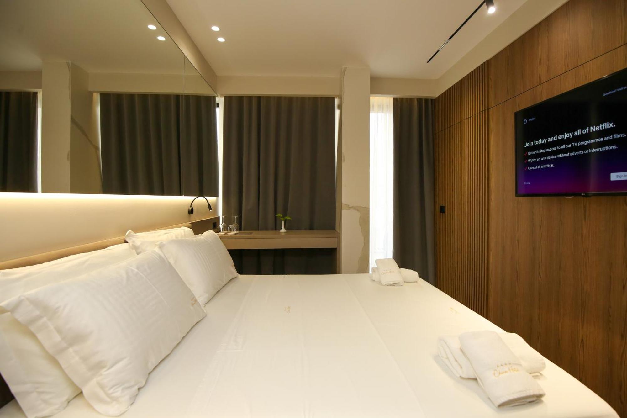 Charm Hotel