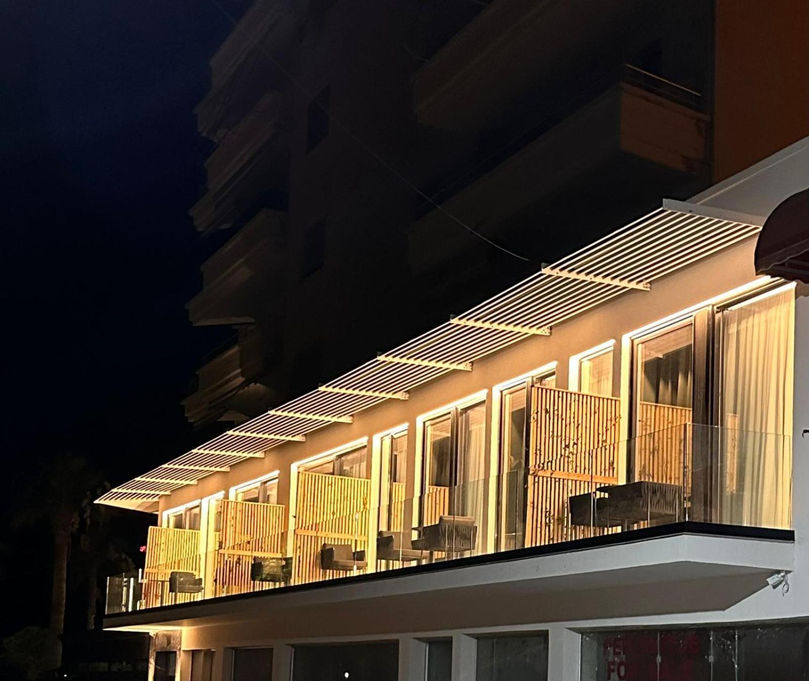 Charm Vlorë