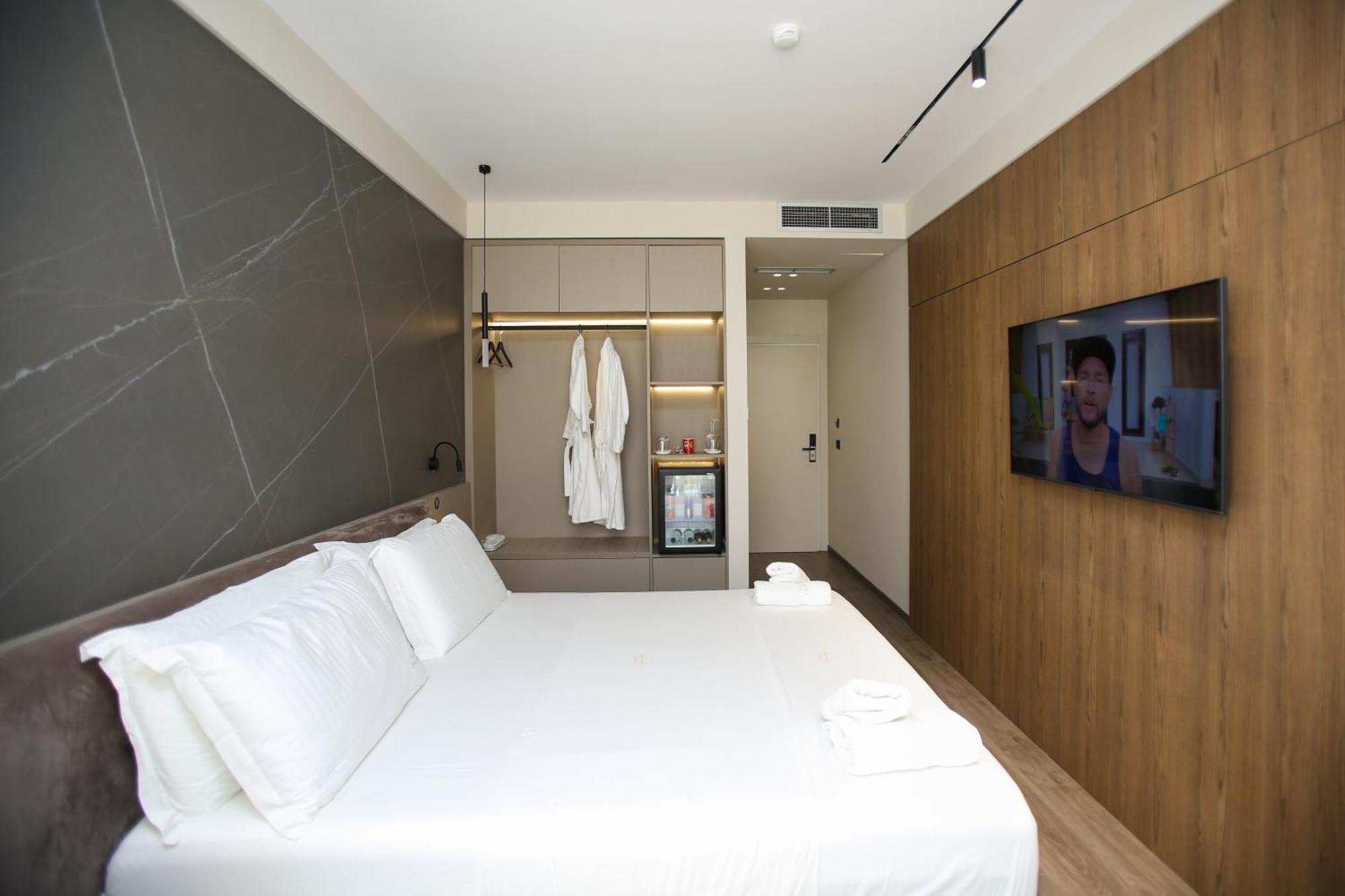 Charm 4* Vlorë
