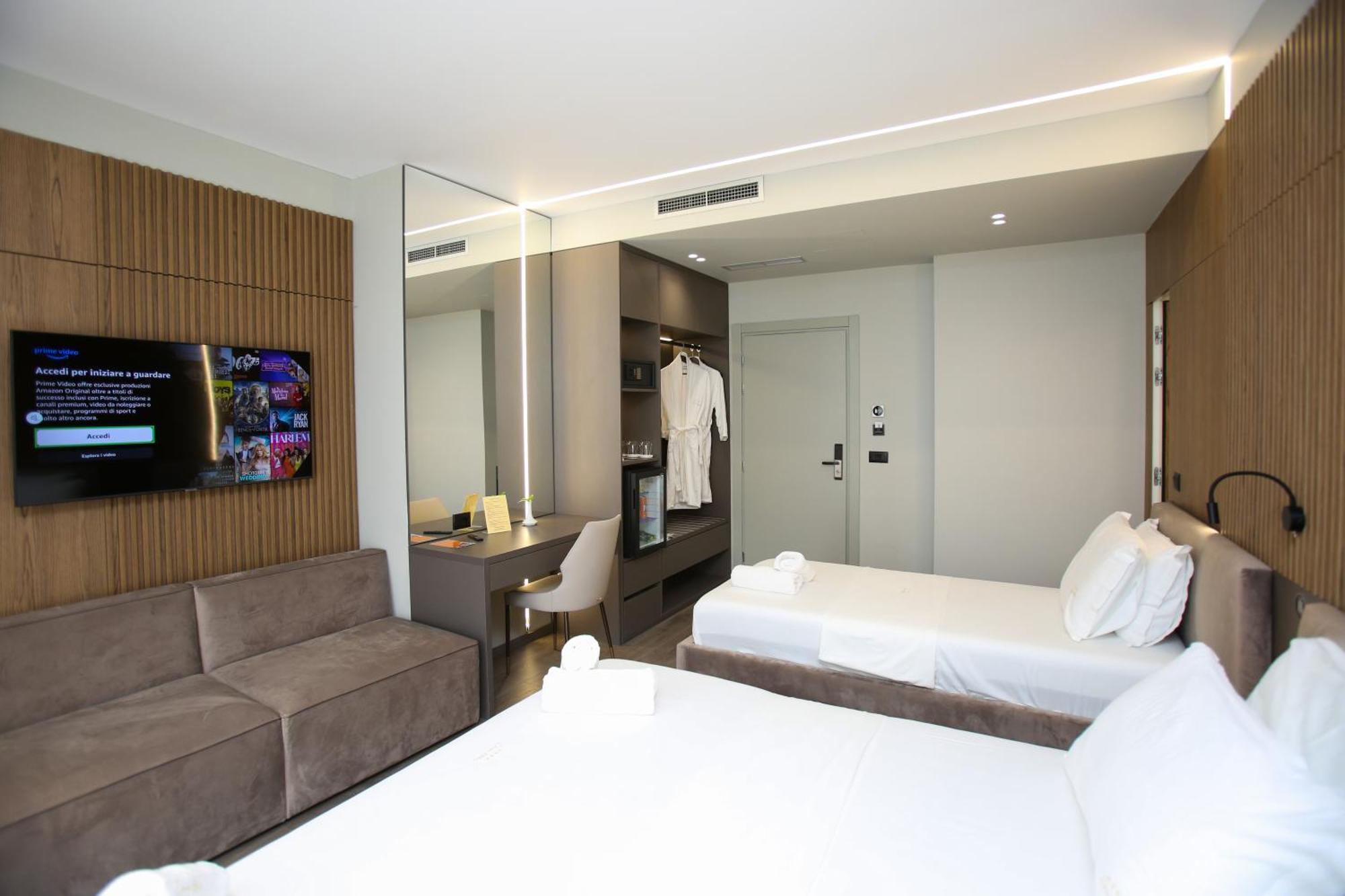 Charm Hotel Vlorë